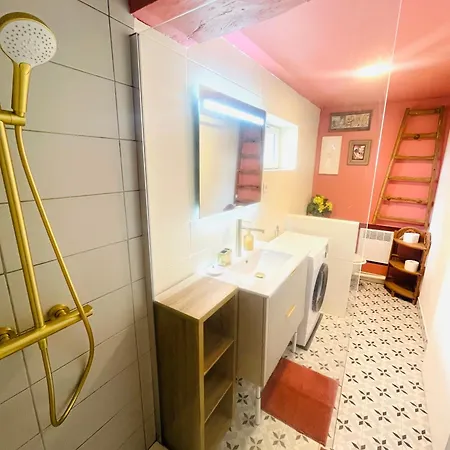 Les Crins De Nature - Elégant - Calme - Cours équestres Hébergement de vacances