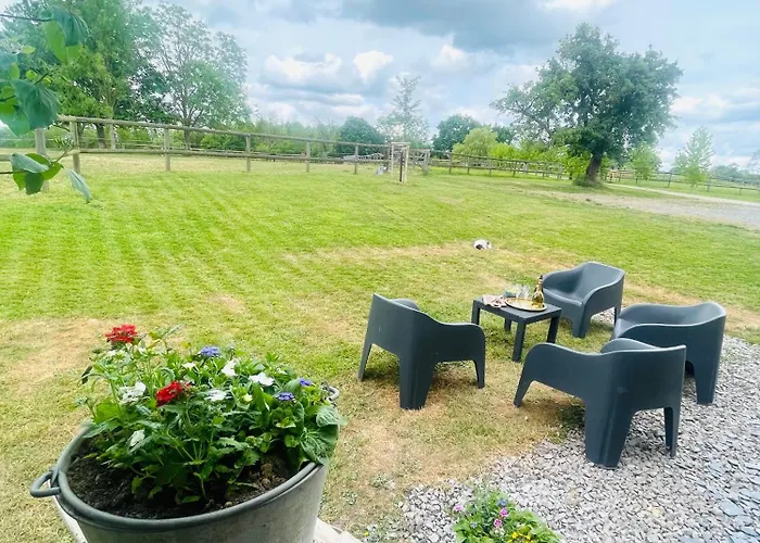 Dom wakacyjny Les Crins De Nature - Elegant - Calme - Equestre *